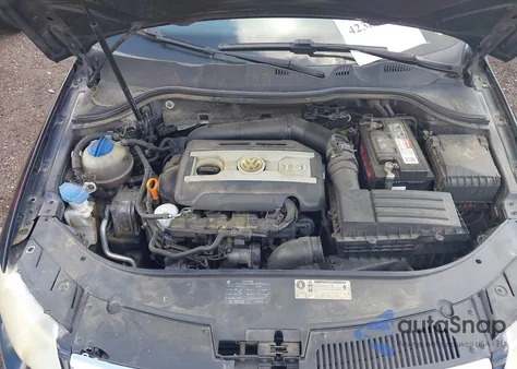 2009 Volkswagen Passat Komfort z USA, uszkodzony, nr VIN WVWJK73C39P049694